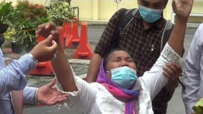 Seorang Nenek 91 Tahun Korban Penganiayaan Anak Cucunya Histeris Minta Keadilan
