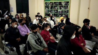 Razia Penyakit Masyarakat, Satpol PP Cirebon Amankan Belasan Pasangan Bukan Suami Istri Saat Asik Mesum di Kamar Hotel