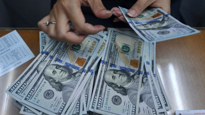Dolar Terdongkrak Keputusan Investor Hindari Mata Uang Berisiko