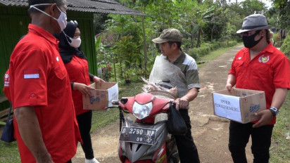 Pedagang Keliling di Ciamis Donasi Untuk Korban Bencana Melalui SUN tvOne
