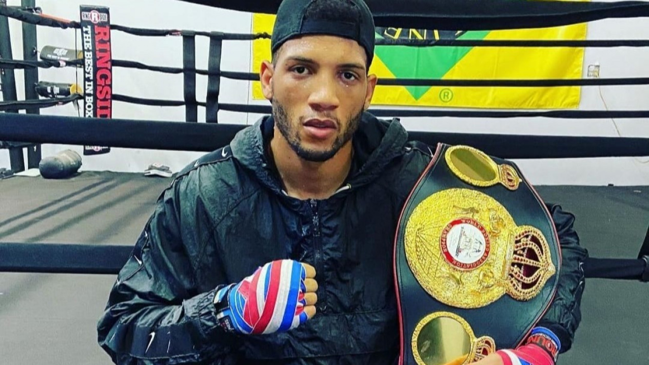 David Morrell  Merajalela, Selangkah Lagi Hadapi Saul Canelo
            - galeri foto