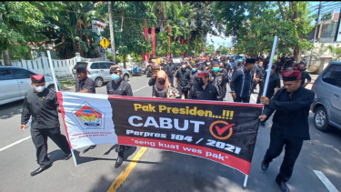 Tolak Perpres 104, Kades se-Banyuwangi Datangi Pemkab dan DPRDÂ 