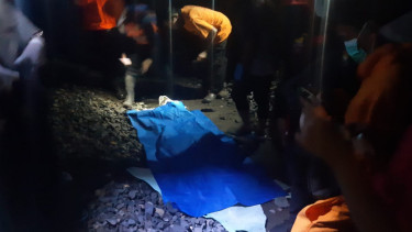 Seorang Lansia Tewas Tersambar Kereta di Perlintasan Palang Kaligawe Semarang