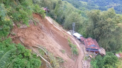 Ditinggal Pergi Kontraktor, Proyek Jalan Poros Rantepao-Pangala' Terbengkalai dan Sisakan Puluhan Titik Longsor