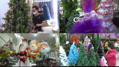 Jelang Nataru Pedagang Pernak-pernik di Kobar Raup Keuntungan Puluhan Juta Rupiah