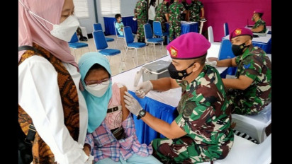 Korps Marinir Gelar Serbuan Vaksinasi Bagi Anak Usia 6-11 Tahun di Kwitang Jakarta