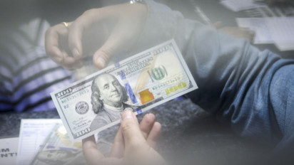 Dolar Turun Tipis Seiring Naiknya Mata Uang Utama Lainnya