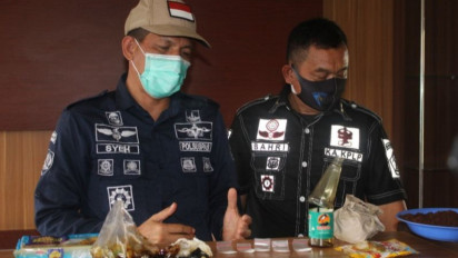 Petugas Lapas Sintang Gagalkan Penyelundupan Sabu dalam Botol Kecap. Dikirim Lewat Ojol