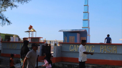 Warga Ramai Kunjungi Tugu Peringatan Gempa dan Tsunami Kenang Masa Lalu