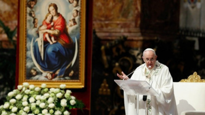 Paus Fransiskus Meratapi Anjloknya Angka Kelahiran di Italia