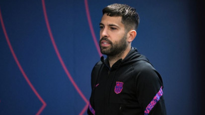 Positif Covid-19, Bek Kiri Jordi Alba Absen di Laga Perdana 2022