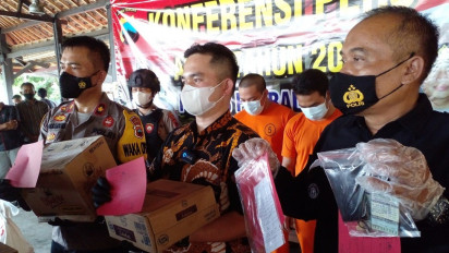Modal Struk DO Fiktif Empat Pengangguran di Purbalingga Bobol Gudang Sembako Senilai 107 Juta Rupiah