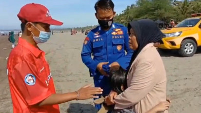 Puluhan Anak Kecil Menangis Tersesat di Pantai Pangandaran, Terpisah dari Orang Tua