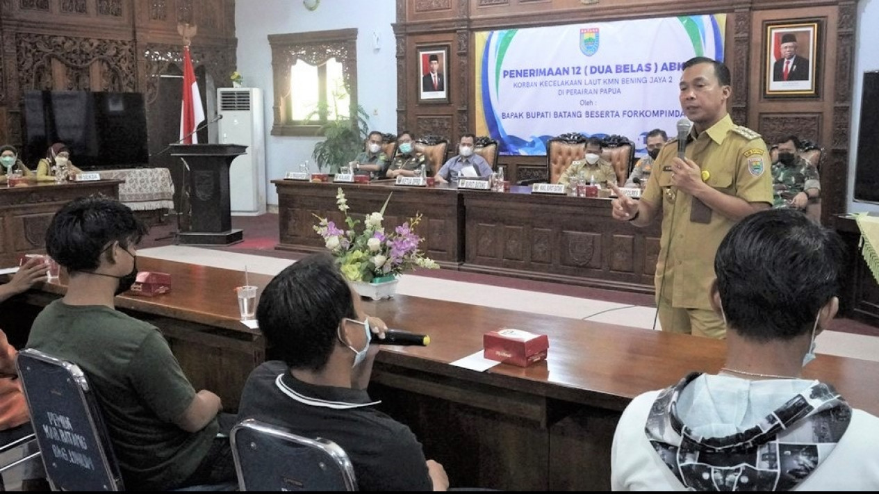 KMN Bening Jaya 2 Tenggelam, Pemkab Batang Beri Santunan Bagi Para ABK
            - galeri foto