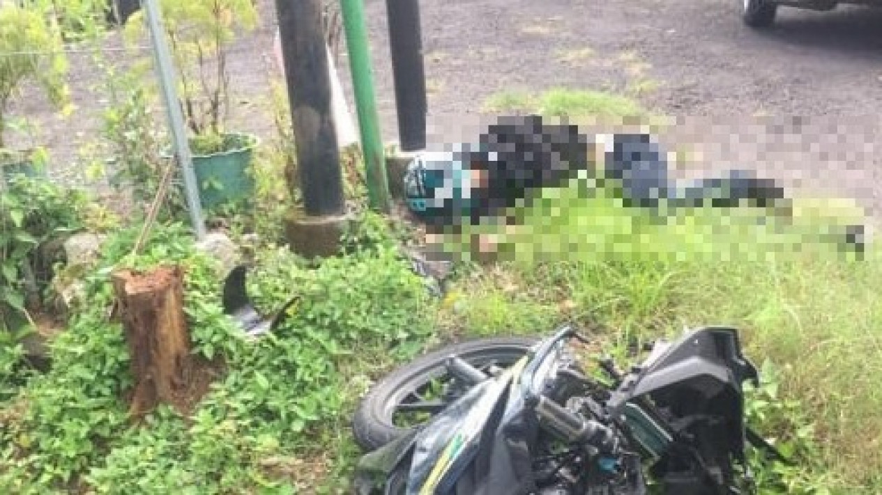 Kecelakaan Mobil vs Motor, Pengendara Motor Tewas
            - galeri foto