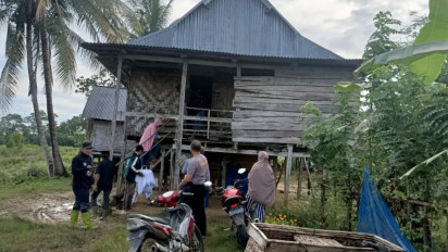 Seorang Ibu dan Putrinya di Muna Barat Tewas Tersambar Petir