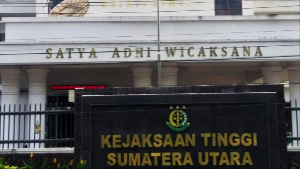 Tim Tabur Kejati Sumut Berhasil Tangkap DPO Tersangka Korupsi Peningkatan Jalan di Asahan Senilai Rp 600 Juta Lebih
            - galeri foto