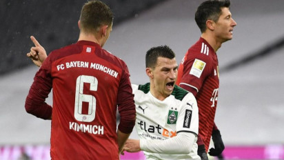 Borussia Moenchengladbach Kembali Kalahkan Bayern Muenchen di Musim Ini Dengan Skor 2-1