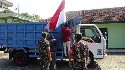 Viral! Pasang Bendera Merah Putih Terbalik, Sopir Truk di Banyuwangi Dipanggil Koramil