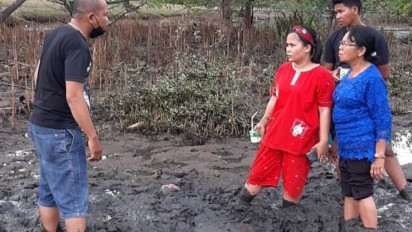 Berteduh di Bawah Pohon, Pelajar dan Mahasiswa Disambar Petir, Satu Tewas di Tempat