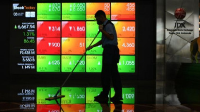 IHSG Senin Dibuka Melemah 3,94 Poin