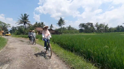 Serunya Wisata Keliling Desa dengan Sepeda Onthel di Kulon Progo