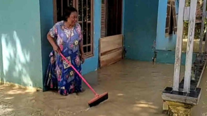 Banjir Rendam 698 Rumah di Dua Desa di Cirebon. Ketinggian Air Hingga 1 Meter