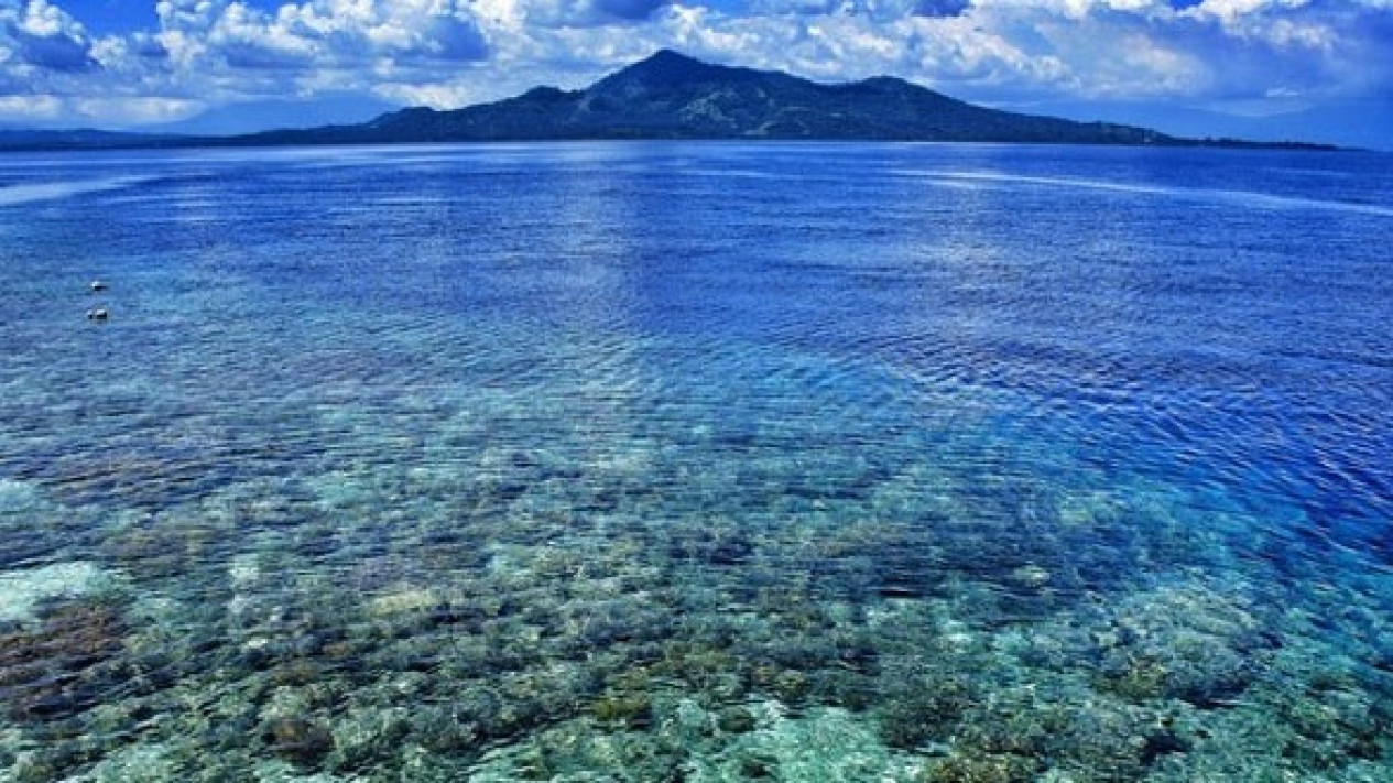 Tempat Wisata di Manado
            - galeri foto