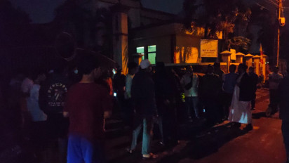 Sekelompok Orang Menduduki Sekolah Yang Tengah Bersengketa, Satpam Diusir