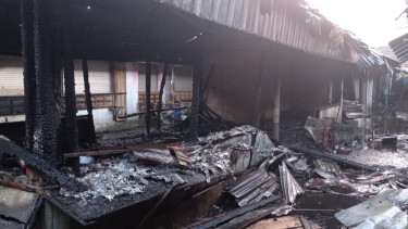 51 Kios Pedagang Pasar Bululawang Hangus Terbakar Kerugian Ditaksir Rp3 Miliar Lebih