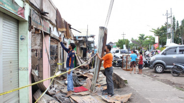 Polisi Periksa Sejumlah Pedagang, Guna Mengetahui Sebab Kebakaran 51 Kios di Pasar Bululawang Malang
