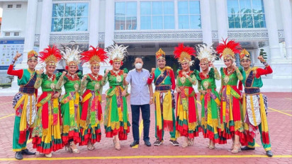 Keren, Wakili Indonesia UMSU Juara 1 Lomba Tari di Italy