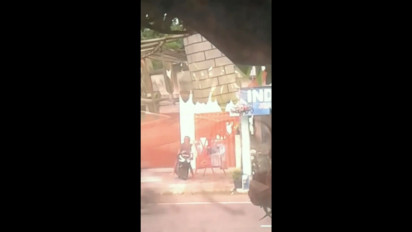 Sering Hilang Saat Dijemur, Warga yang Resah Merekam Pencuri saat Mengambil Pakaian Dalam