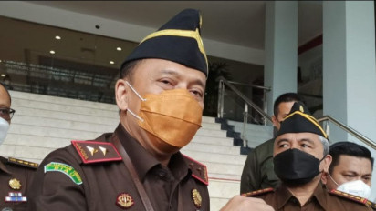 Dekan FISIP Universitas Riau Ditahan oleh Kejati Riau Karena Kasus Pelecehan Seksual