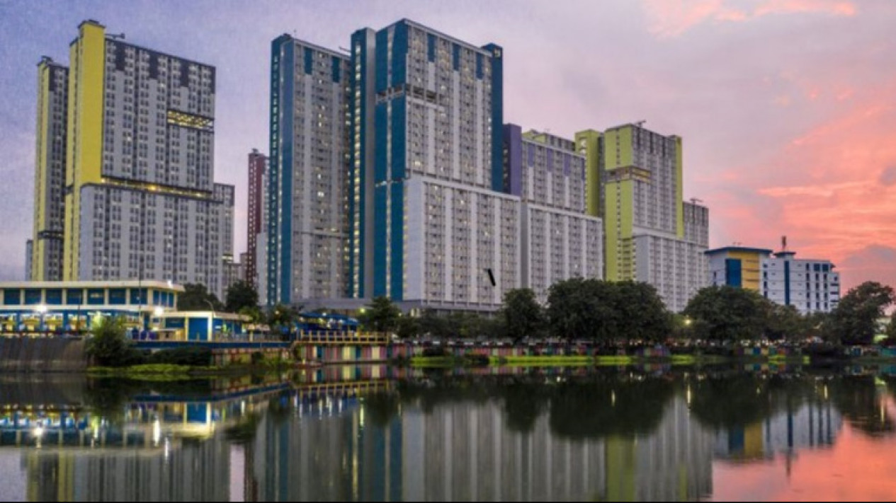 Wagub DKI Jakarta Riza Patria Sebut Sudah Sudah 243 Kasus Covid-19 Varian Omicron Transmisi Lokal
            - galeri foto