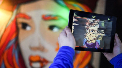 Kenali Bahaya Foto Selfie E-KTP jadi Produk NFT