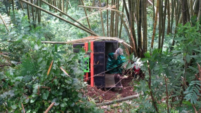 Truk Terjun ke Jurang Sedalam 30 Meter di Kota Batu, Diduga Akibat Rem Blong