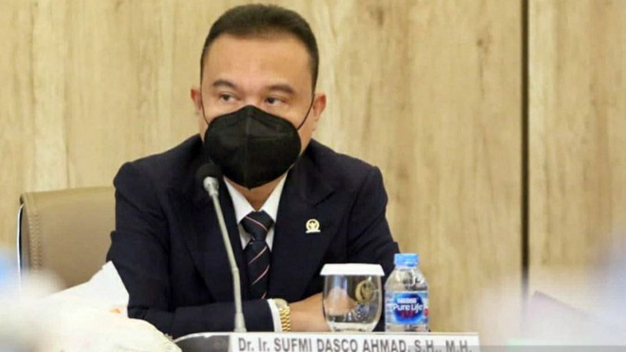 Pimpinan DPR Bantah Pembahasan RUU IKN Nusantara Tergesa-gesa, Wakil Ketua Sufmi Dasco: Dilakukan Efisien
            - galeri foto