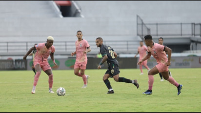 Dengan 10 Pemain PSS Sleman Imbangi Madura United, Ini Kata Putu Gede
