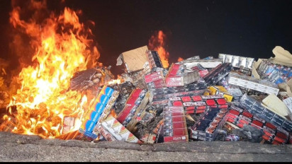 Rugikan Negara Rp 2 Miliar, Jutaan Batang Rokok Ilegal Hingga Sex Toys Dimusnahkan