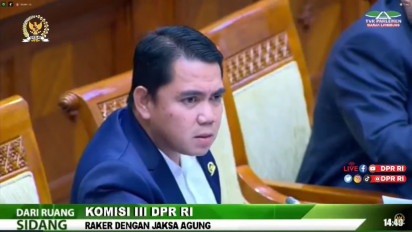Heboh Arteria Dahlan Desak Jaksa Agung Copot Kajati karena Rapat Pakai Bahasa Sunda