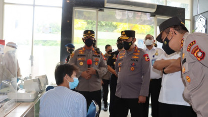 Cegah Omicron Lewat PPLN, Kapolri Pastikan Prokes dan Karantina di PLBN Entikong