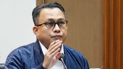 KPK Mengamankan Uang Ratusan Juta Rupiah dari OTT di Surabaya