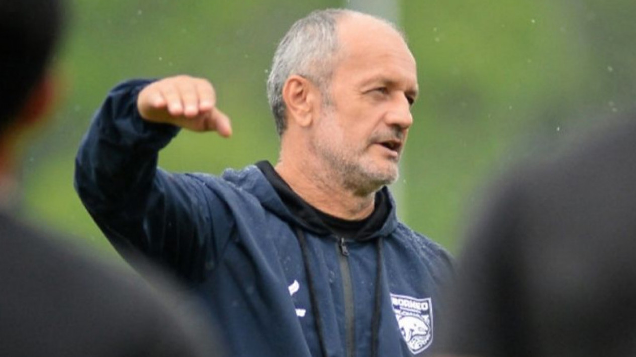 Borneo FC Akhir Kontrak dengan Pelatih Risto Vidakovic
            - galeri foto