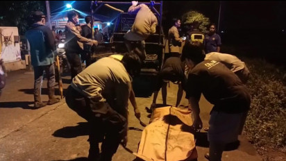 Warga Bekasi Temukan Jasad Seorang Pria Tanpa Identitas yang Sudah Membusuk dan Mengapung di Saluran Irigasi