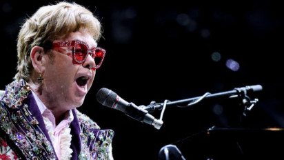 Sempat Tertunda, Elton John Lanjutkan Tur Selamat Tinggal