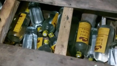 Polisi Sita 111 Botol Miras Illegal di Takabonerate Selayar