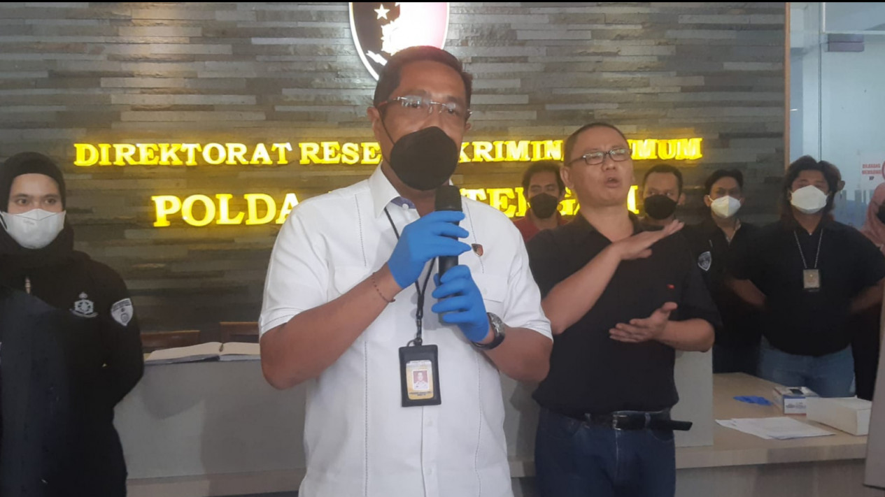 Tak Ada Unsur Perkosaan Terhadap Istri Tersangka Kasus Perjudian, Polisi: Bayar untuk hotel aja malah rebutan
            - galeri foto