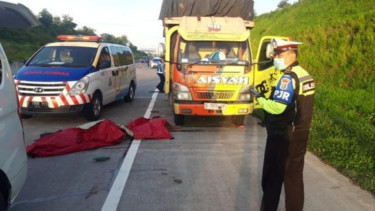2 Orang Tewas Tertabrak saat Cek Ban di Jalan Tol Madiun, Pelaku Kabur