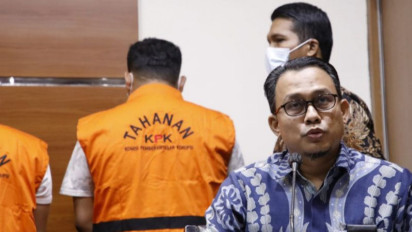 KPK Panggil 13 Saksi Kasus Proyek Jalan di Buru Selatan